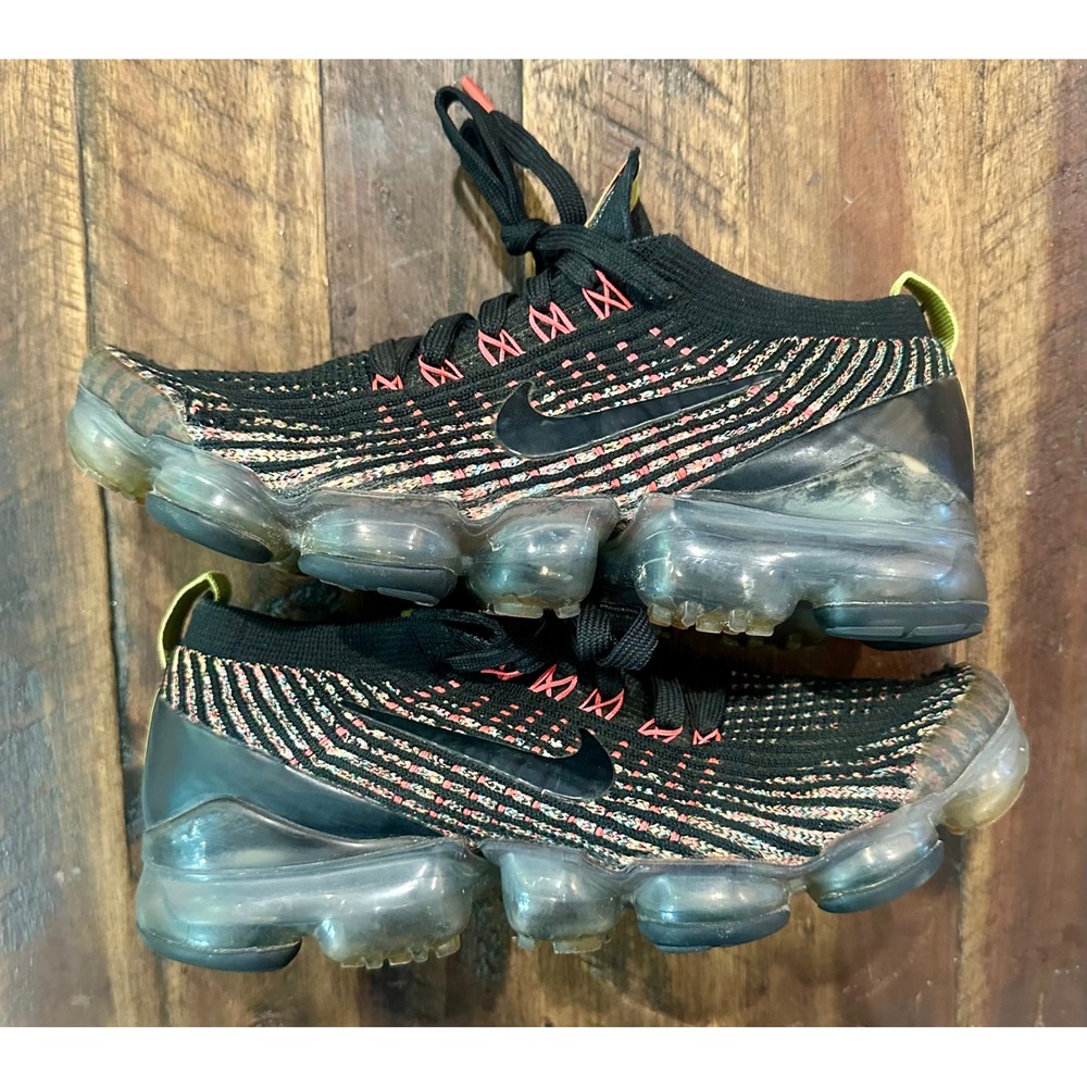 Nike Air VaporMax Flyknit 3 Women Black Multi Color Running Shoes size 7 - Picture 3 of 8
